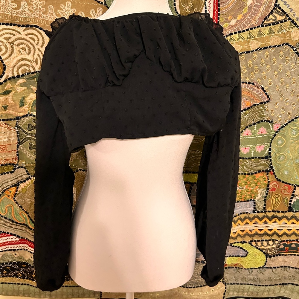 cute shein crop top with sleeves